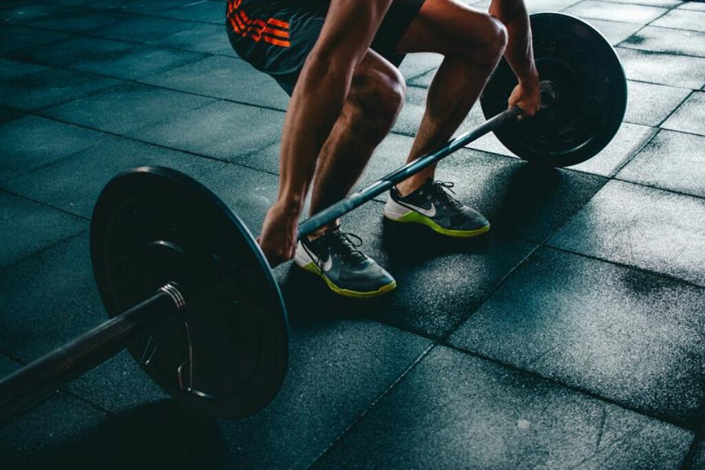 Should You Do Cardio Before or After Weights? Should You Do Cardio Before or After Weights?